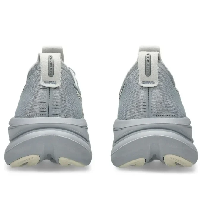 Gel-Nimbus 28 „Piedmont Grey Cream“