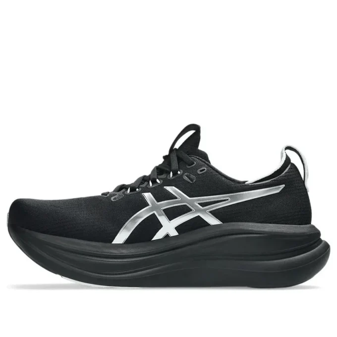 Gel-Nimbus 28 „Platinum Black“