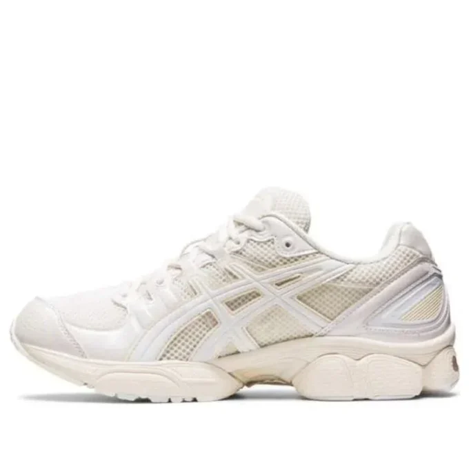 Gel-Nimbus 9 „Brown“