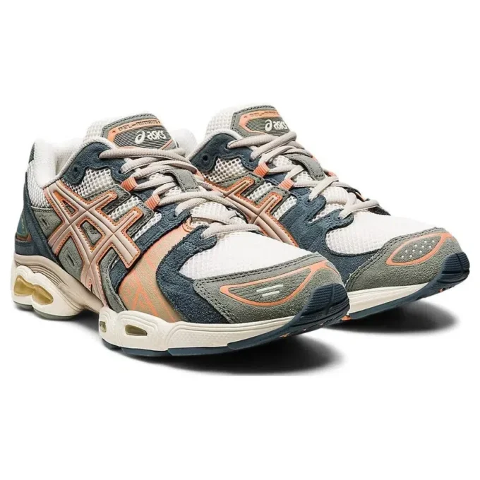 Gel-Nimbus 9 „Cream Feather Grey“