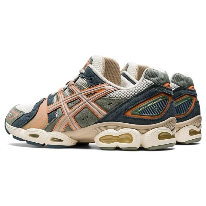 Gel-Nimbus 9 „Cream Feather Grey“