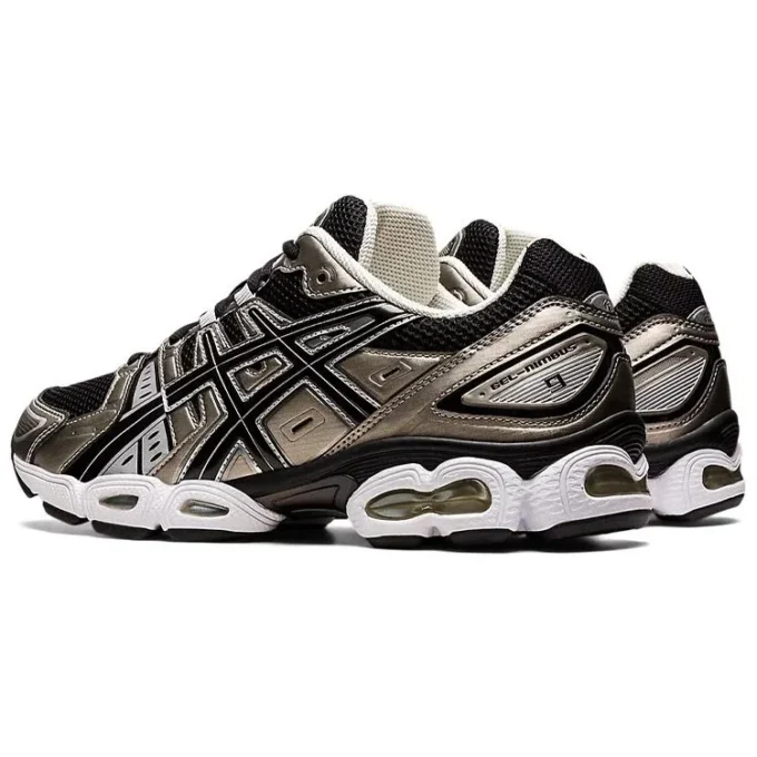 Gel-Nimbus 9 „Frosted Almond Black“