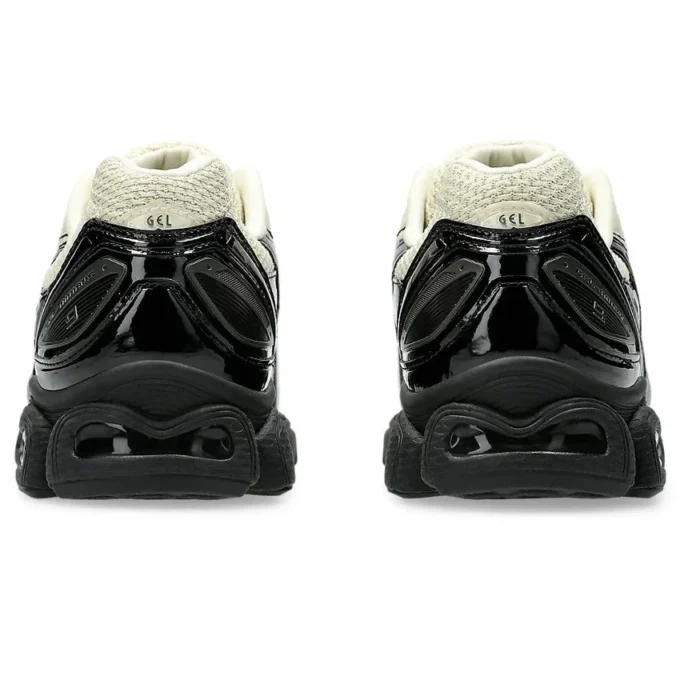 Gel-Nimbus 9 „Vanilla Black“