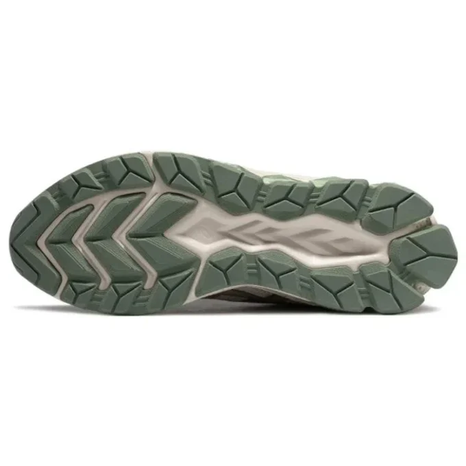Gel-Quantum 180 7 „Light Sage Feather Grey“