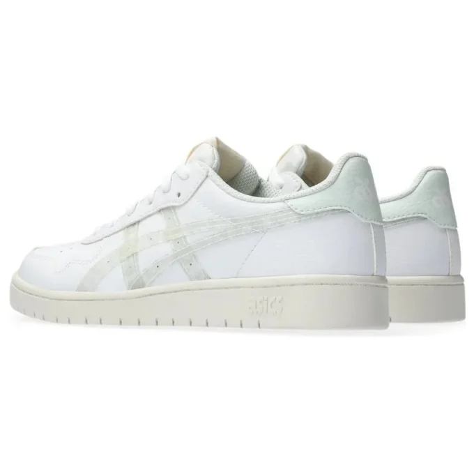 Japan S „Pure Aqua“