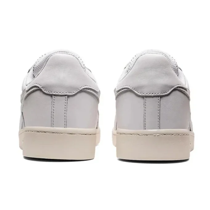 Japan S „Triple White“