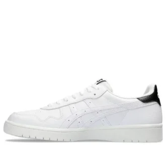 Japan S „White Black“