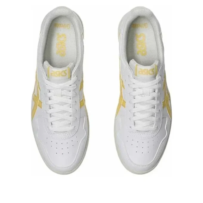Japan S „White Faded Yellow“