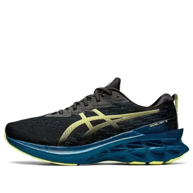 Novablast 2 „Black Glow Yellow“
