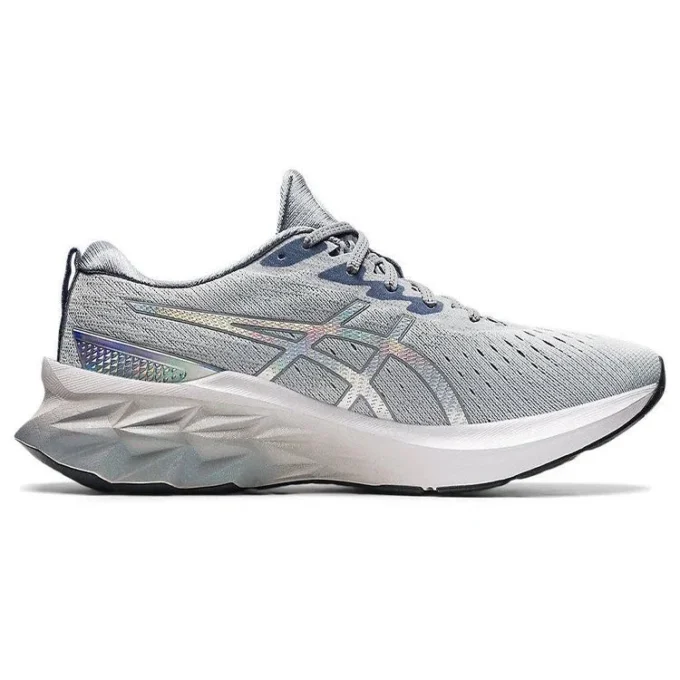 Novablast 2 „Platinum“