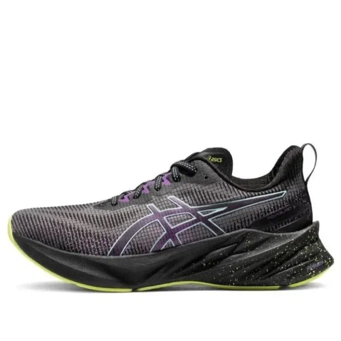 Novablast 3 LE „Black Cyber Grape“