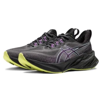 Novablast 3 LE „Black Cyber Grape“