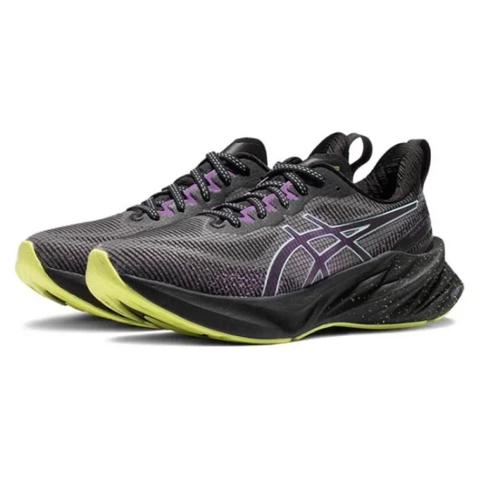 Novablast 3 LE „Black Cyber Grape“