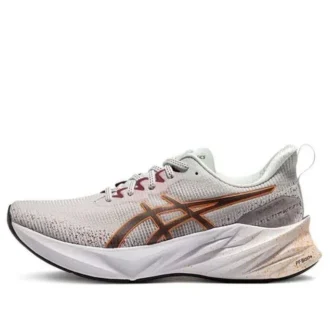 Novablast 3 LE „Pure Aqua“
