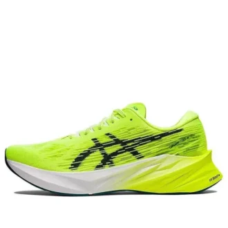 Novablast 3 „Safety Yellow Black“