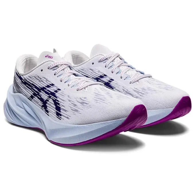 Novablast 3 „White Dive Blue“