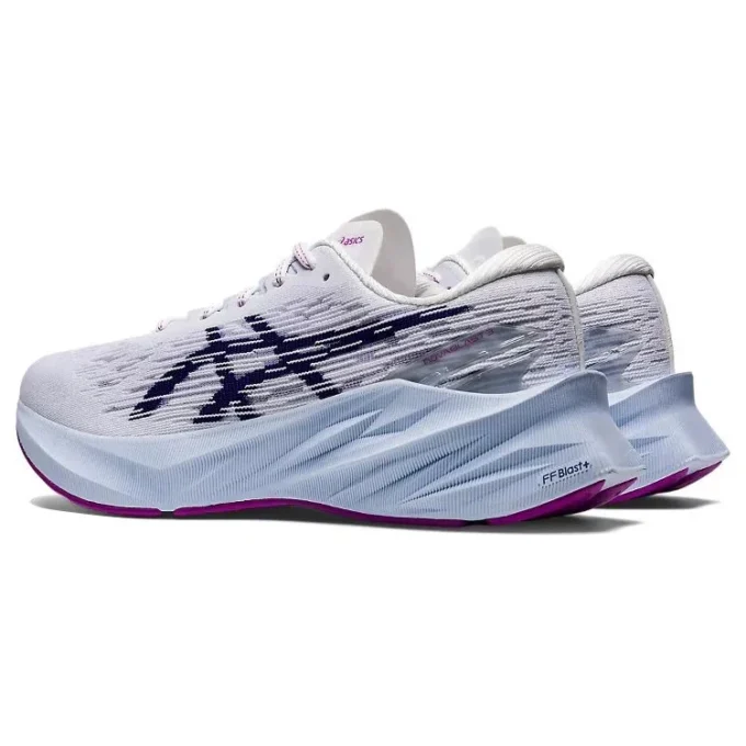 Novablast 3 „White Dive Blue“