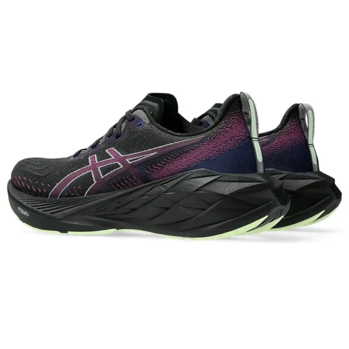 Novablast 4 „Black Purple“