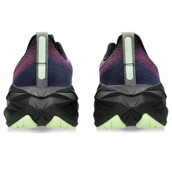 Novablast 4 „Black Purple“