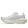Novablast 4 „Cream White“