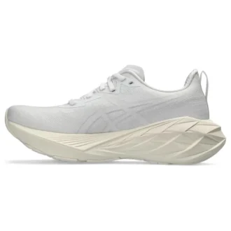 Novablast 4 „Cream White“