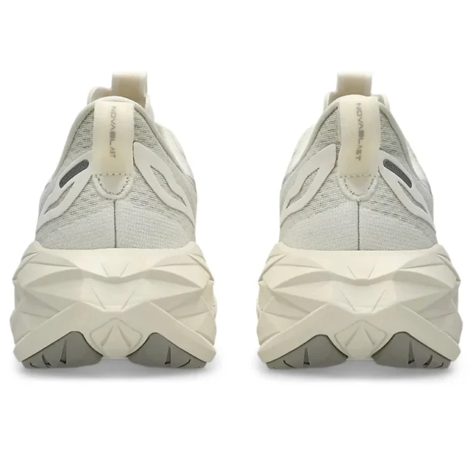 Novablast 4 LE „Birch Moonrock“