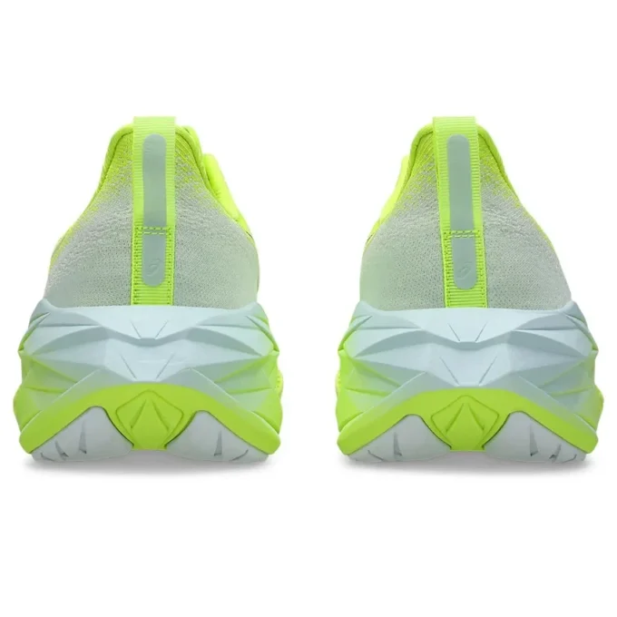 Novablast 4 „Safety Yellow Cool Grey“
