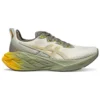 Novablast 4 Sneakers „Weiß Grün Gelb“