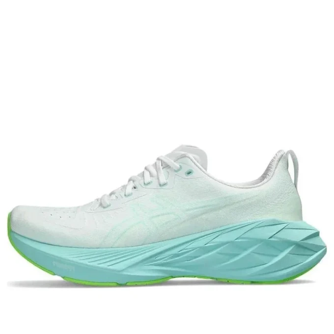 Novablast 4 „White Illuminate Mint“