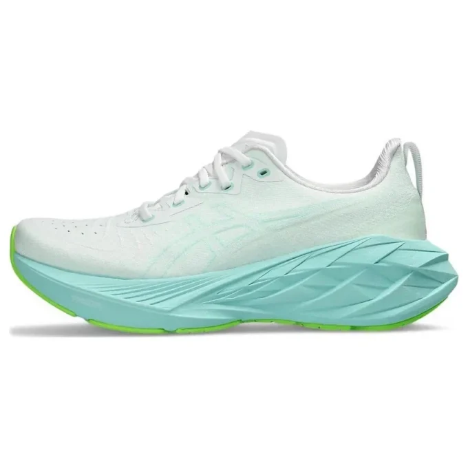 Novablast 4 „White Illuminate Mint“
