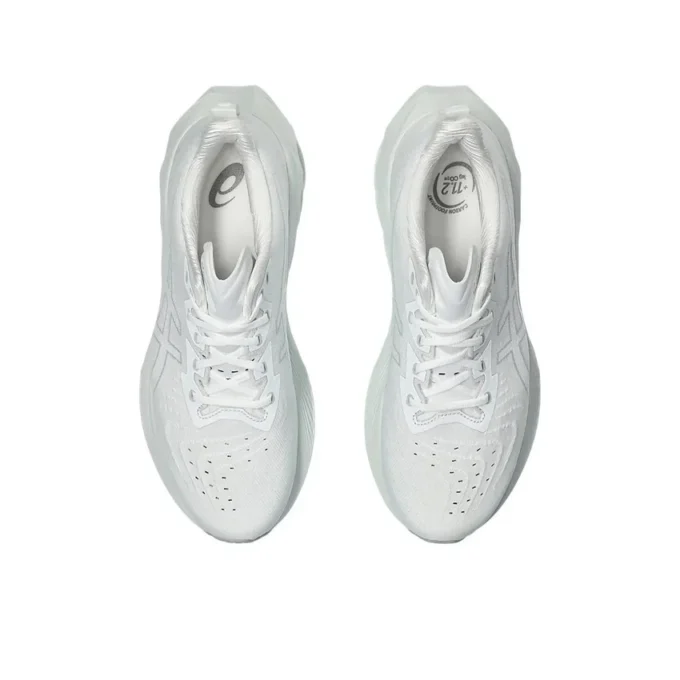 Novablast 4 „White Pale Mint“