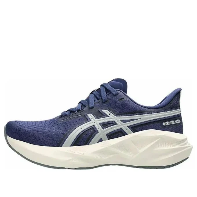 Novablast 5 „Asics Track Club Indigo Blue“