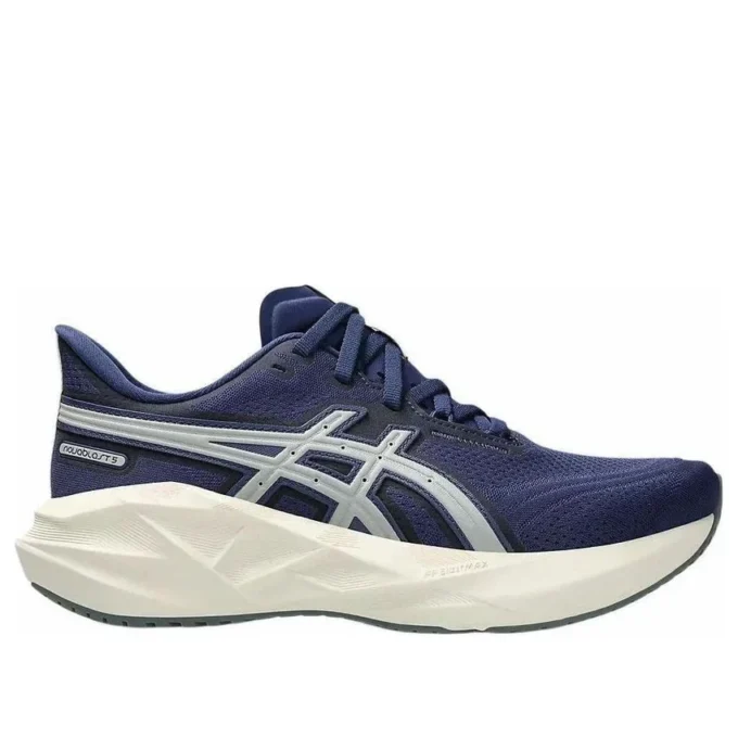 Novablast 5 „Asics Track Club Indigo Blue“