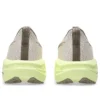 Novablast 5 „Mineral Beige Taupe Grey“