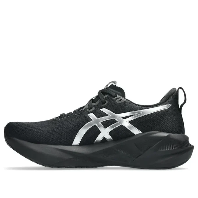 Novablast 5 Platinum „Platinum Black“