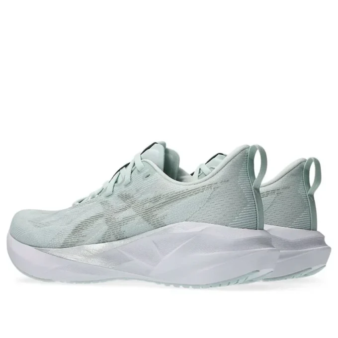 Novablast 5 „Pure Aqua Seal Grey“