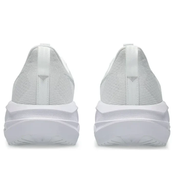 Novablast 5 „White Piedmont Grey“