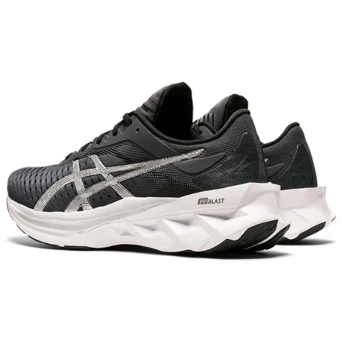 Novablast Platinum „Carrier Grey Silver“
