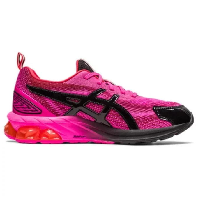 P.E Nation x Gel-Quantum 180 7 „Pink Glow Black“