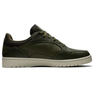Skycourt „Winterized Olive Swamp Green“